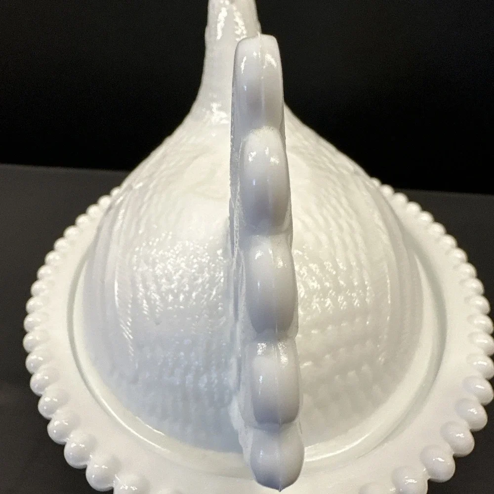 Indiana Glass Hen on a Nest 7